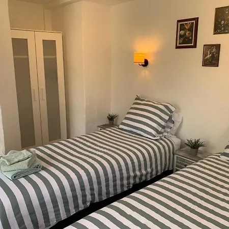 Bed & Breakfast Maison D'hotes *