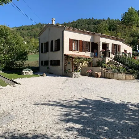 Maison D'hotes Bed & Breakfast 4*