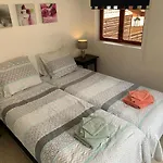 Maison D'hotes Bed & Breakfast
