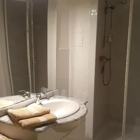 Maison D'hotes Bed & Breakfast 3*