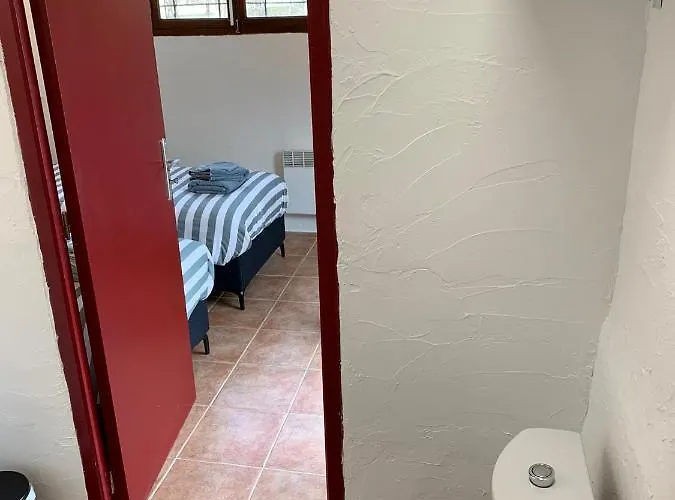 Maison D'hotes Bed & Breakfast 3*